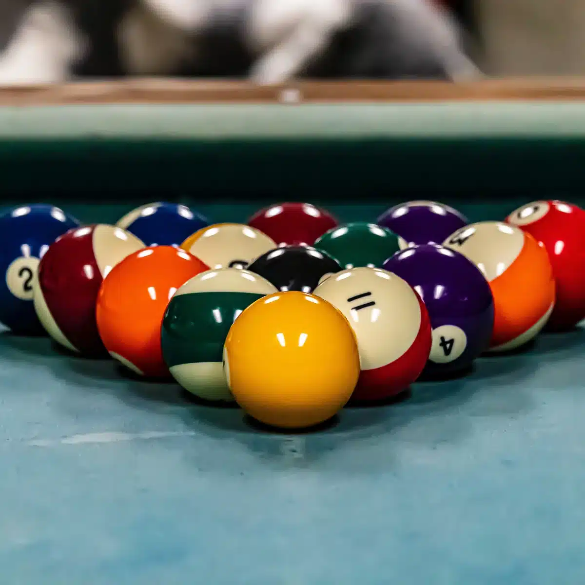 How to clean billiards balls